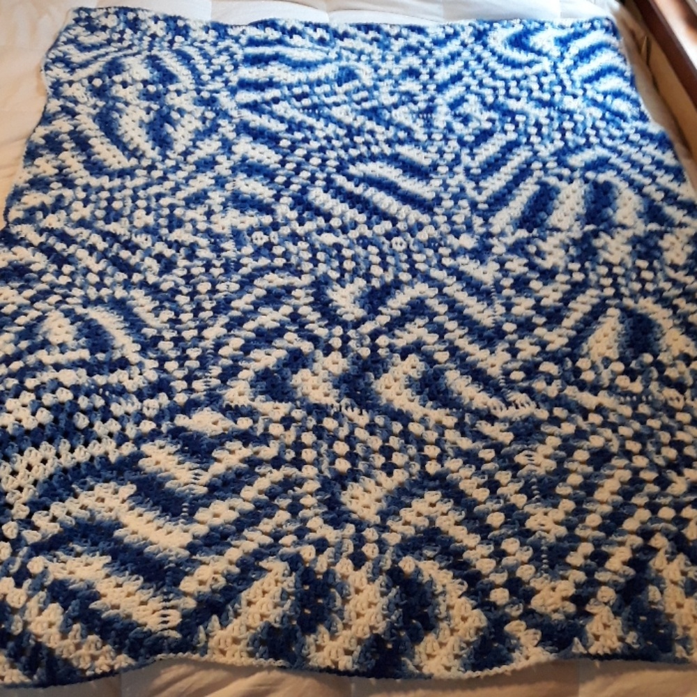 Handmade Blanket - Picture 2 of 4